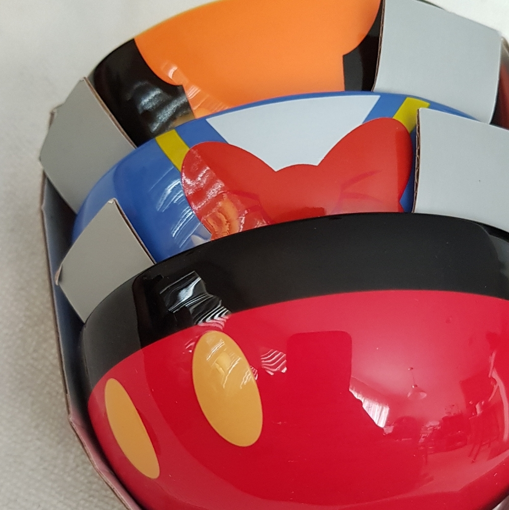 Set of 3 Disney ceramic bowls
